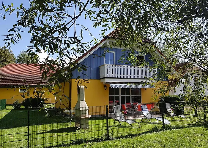 At The Kummerower 펜션 *